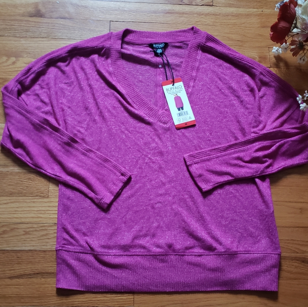 Buffalo David Bitton Raspberry Soft Knit V-Neck Sweater. Sz  Medium NWT!